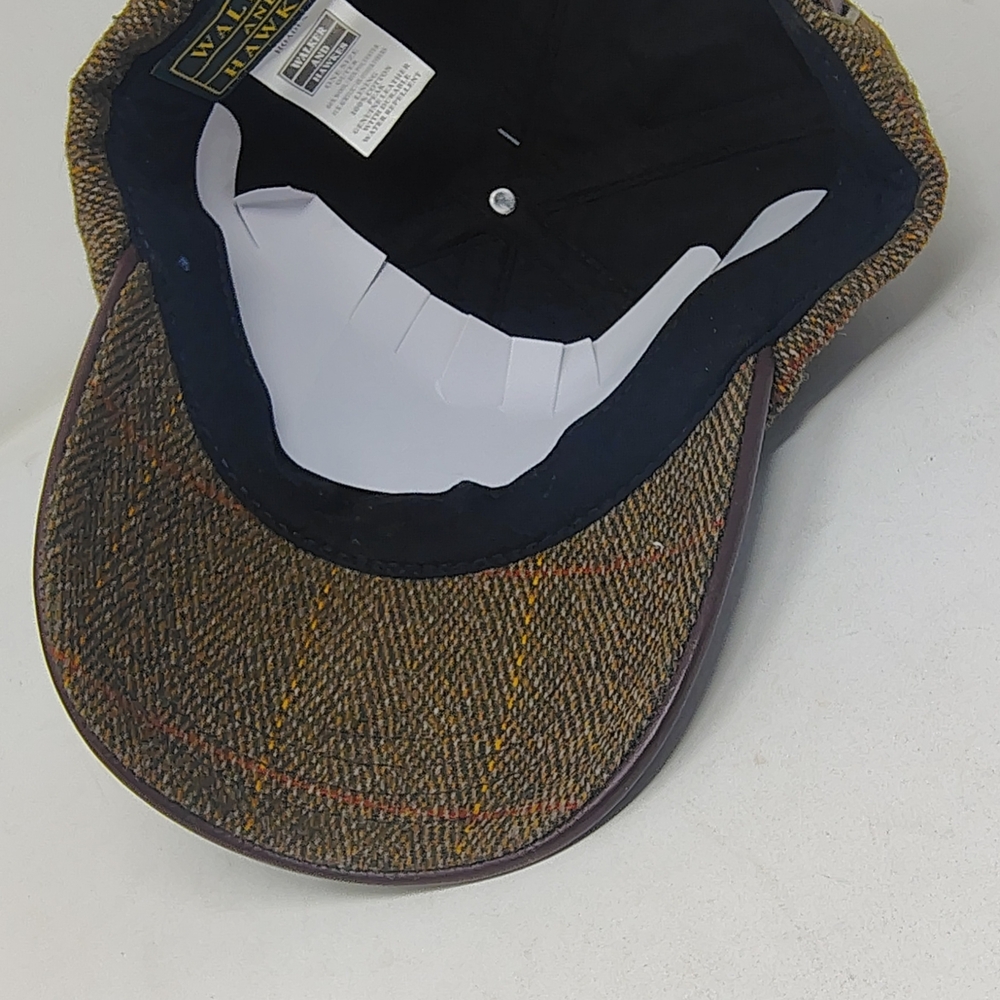 Walker and Hawkes Derby Tweed and Leather Adjustable Cap - Picture 6 of 9